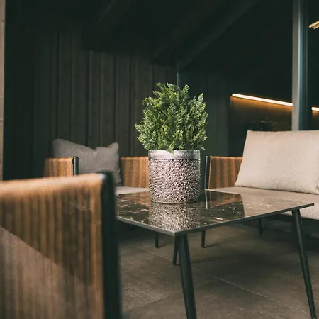 Livalpin Apartment *